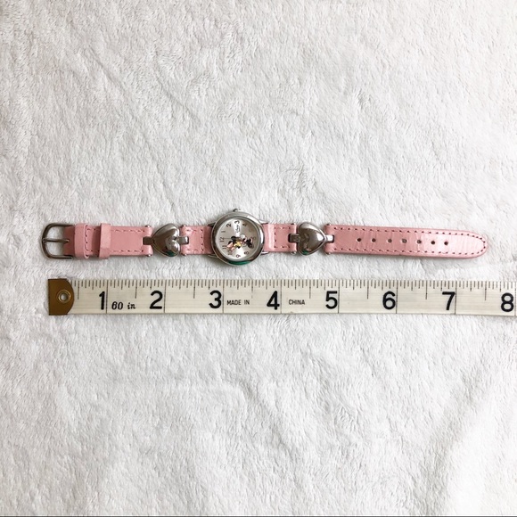 Girl’s Disney Minnie Mouse Pink Leather Watch - Picture 7 of 7